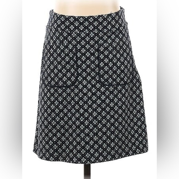 Loft knit Patterned Skirt with Front Pockets - Picture 1 of 6